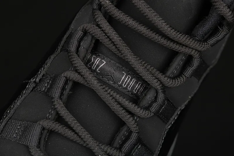 All categories Air Jordan Jordan series basketball shoes Air Jordan 11 X version Air Jordan 11 "Cap and Gown" AJ11 Joe 11 Black Gamma Black Warrior 378037-005